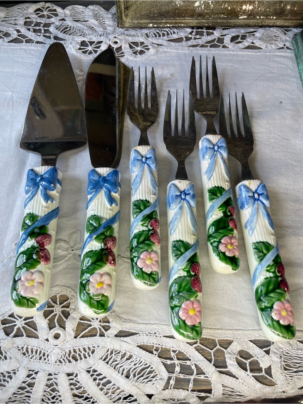 Vintage Haldon Ribbon & Bow floral ceramic majolica forks serving set Japan